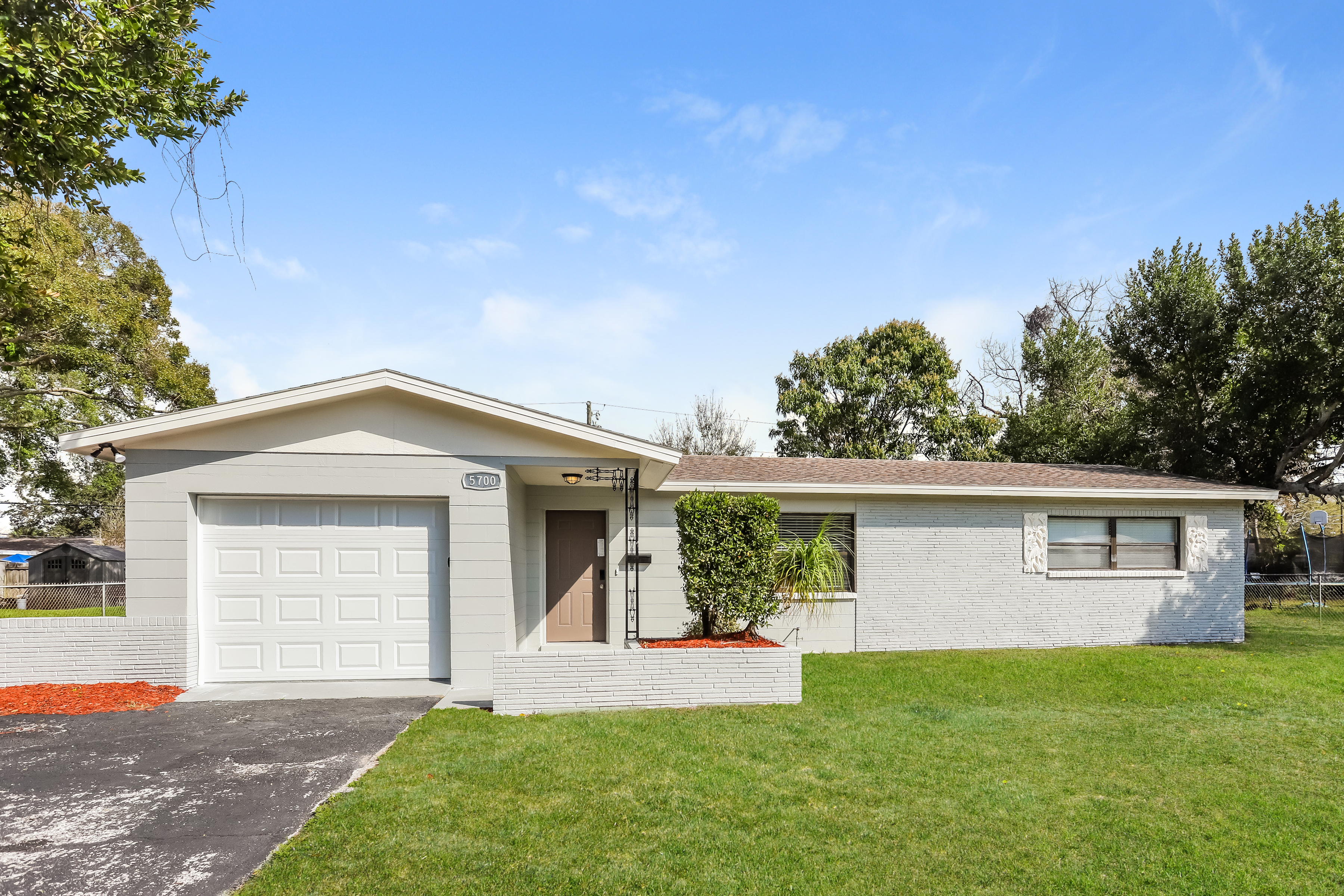 5700 6th Way S St Petersburg, FL 33705